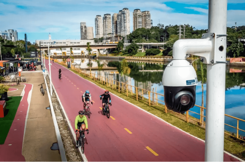 Publicação na Veja SP de junho 2022, sobre o projeto de segurança inovador na Ciclovia Franco Montoro, em São Paulo.